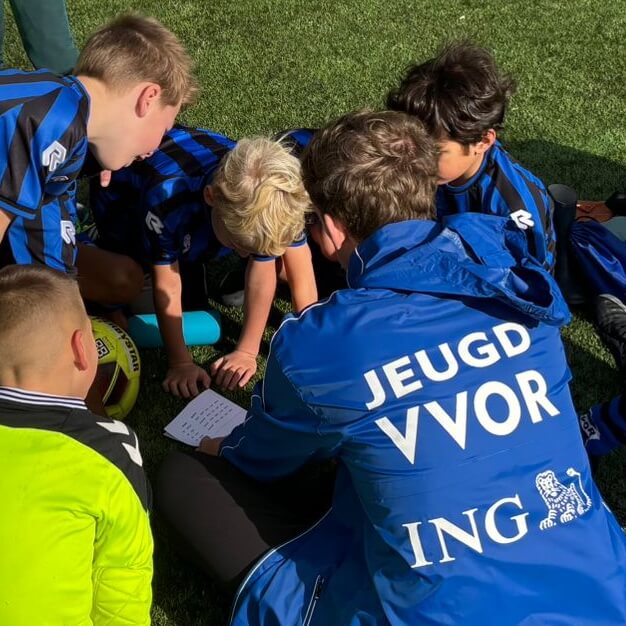 Coach Antwan aan het werk